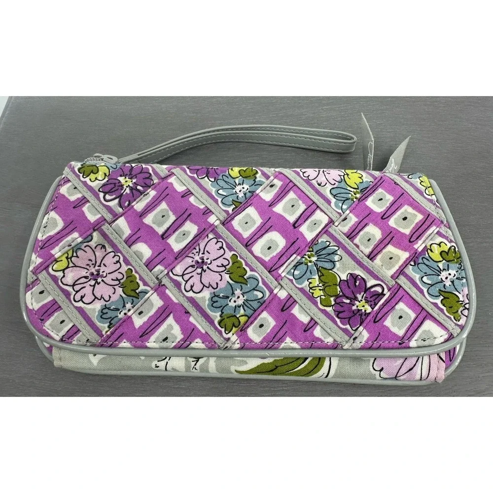Vera‎ Bradley Criss Cross Wristlet Watercolors Zipper Compartments Wallet
